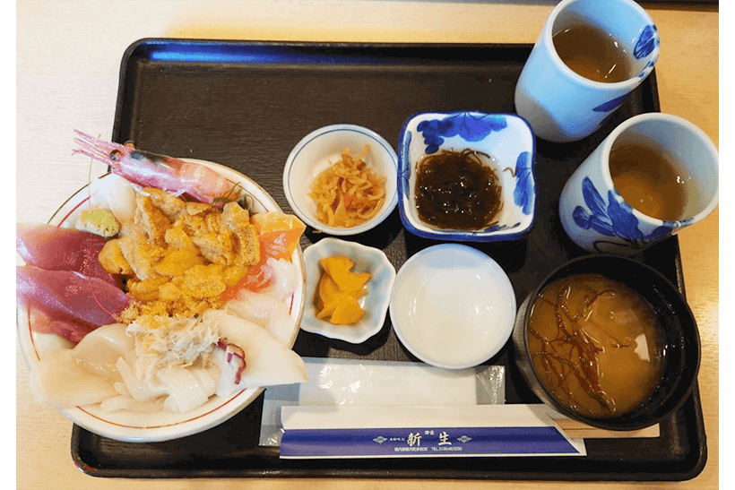 積丹元祖7色海鮮丼